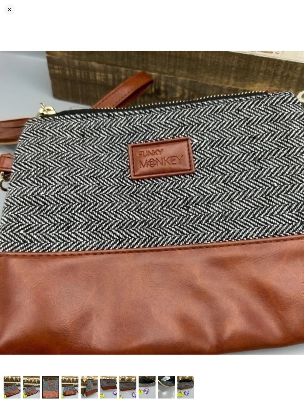 ✨Herringbone & Brown Faux Leather Wristlet Clutch